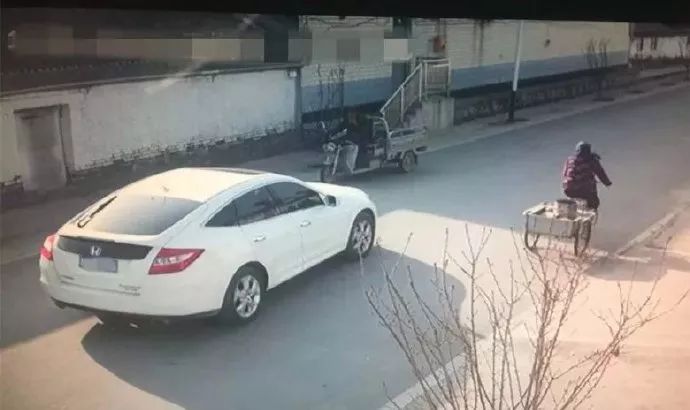 最新老年人诈骗手段,警惕这些诈骗专挑老年人下手