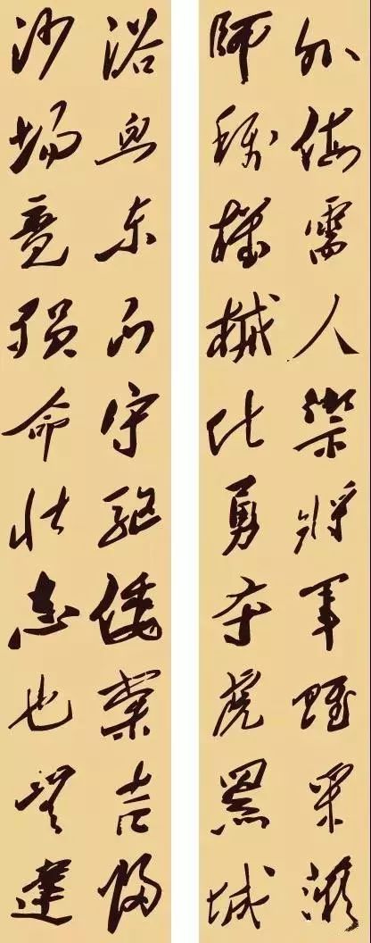 一起欣赏毛主席32副文采非凡的对联，回味无穷！