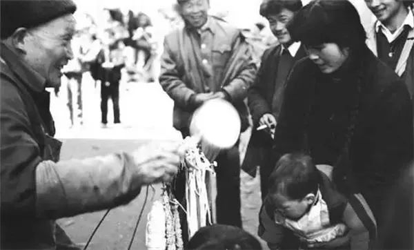 义乌新华社今日新闻,这就是义乌完整视频