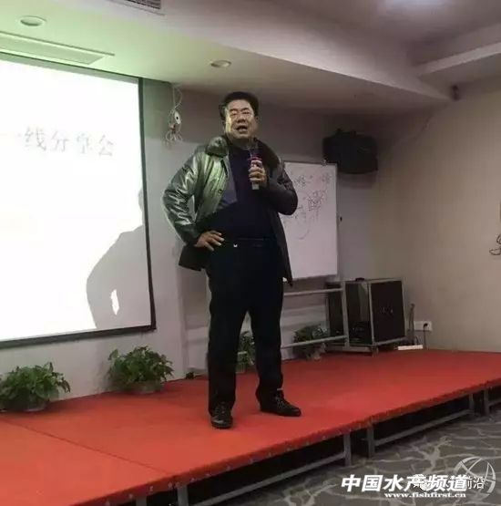 今天塘头50-60条泥鳅价格,泥鳅价格2022年塘头价