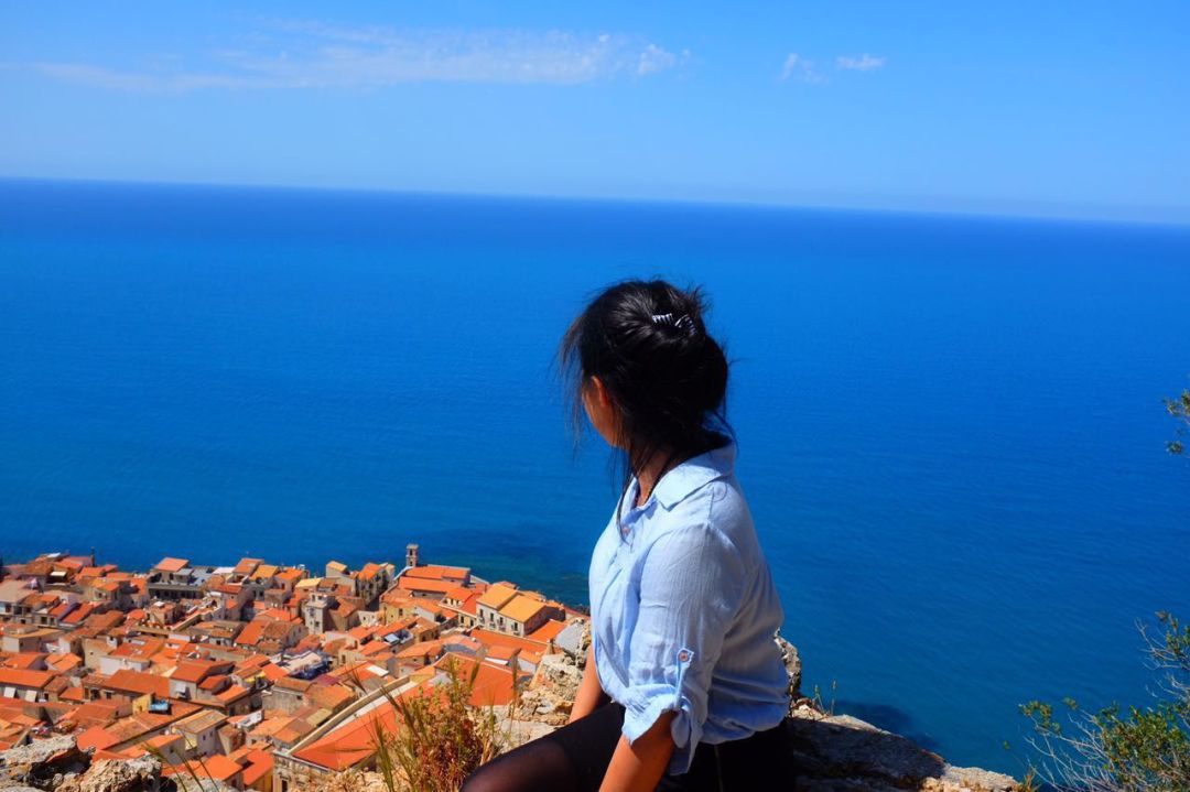 最强反催婚35岁姑娘在淘宝出售“全球旅行记忆”成网红