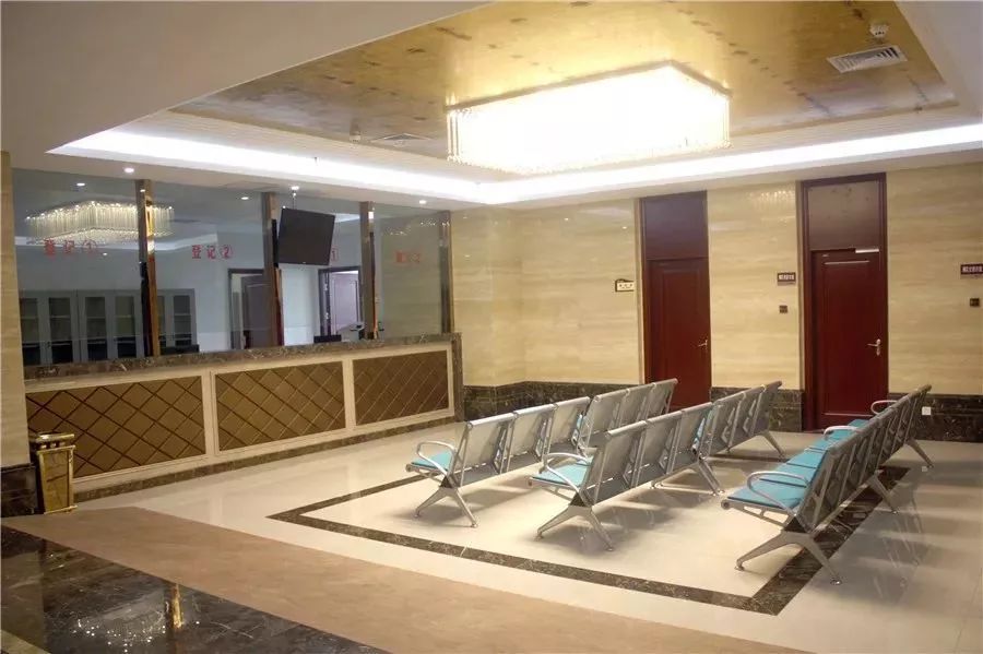 鏉冨仴闆嗗洟鏂伴椈鏇濆厜鐜板満,鏉冨仴闆嗗洟鐜扮姸瑙嗛