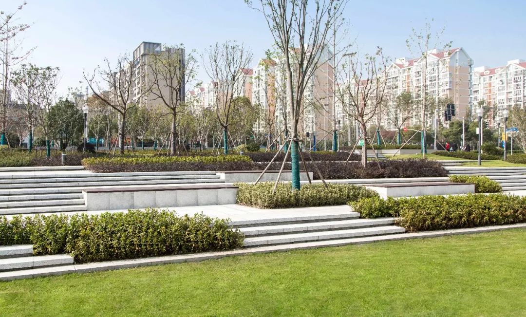 下沉空间的完美演绎｜上海虹桥协信中心