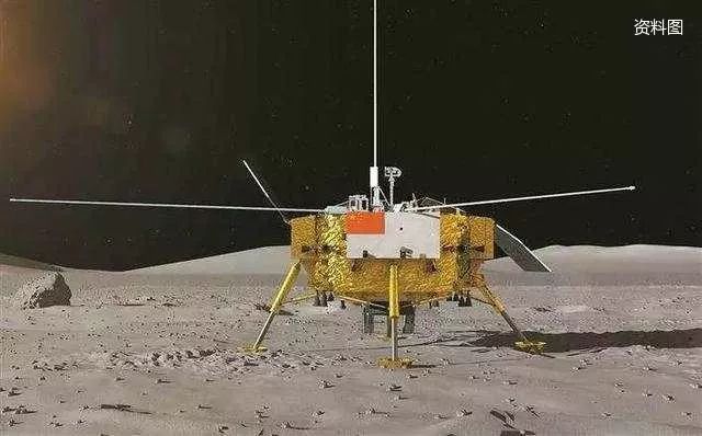 回顾2018，你的关键词是什么；开逛啦，济南新芙蓉街今起开门迎客；硬核！自行车与轿车相撞，竟把轿车车头撞扁了