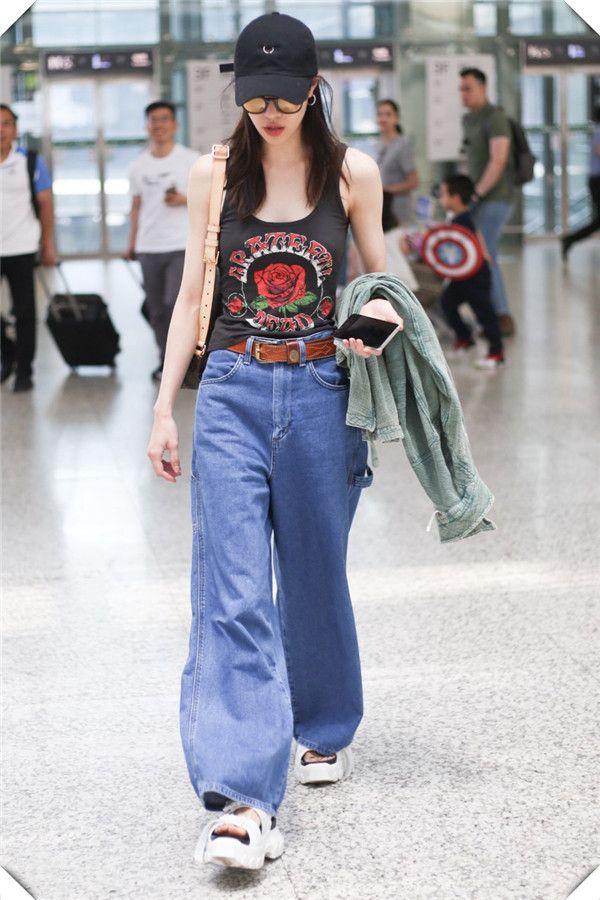 钟楚曦鸭舌帽,钟楚曦马尾造型