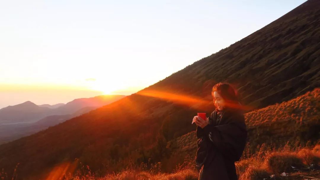 为什么我们总是不能好好相处,为什么我们都选择出国