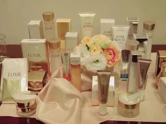 资生堂亲闺女怡丽丝尔再出新品,资生堂怡丽丝尔真的超级滋润好用