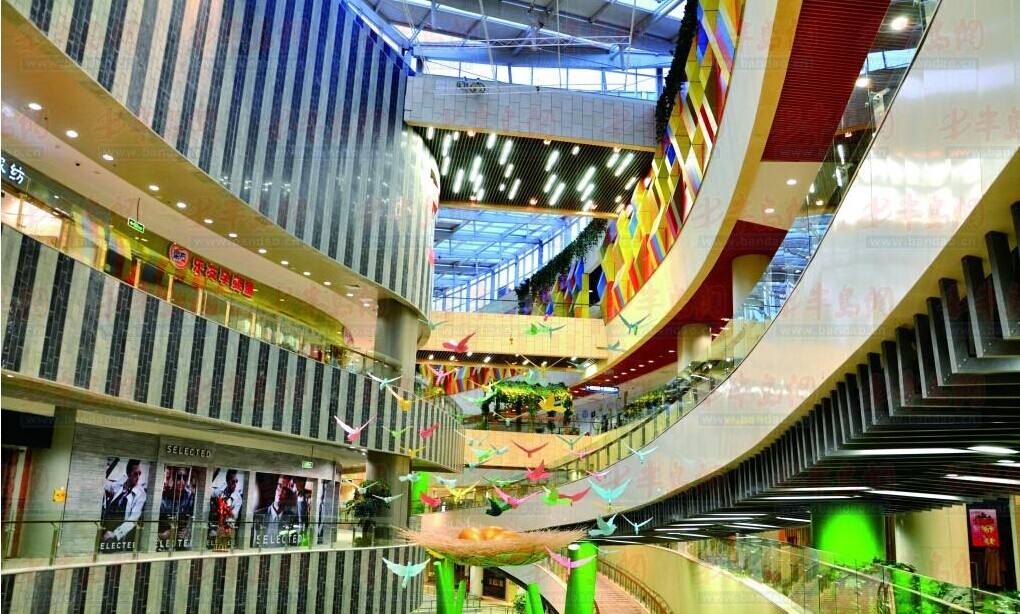 青岛吃喝玩乐的商圈,青岛适合年轻人去的商场