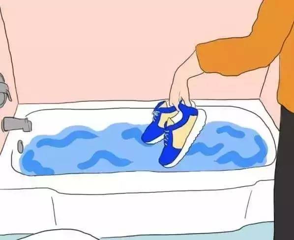 白色雪地靴染色,雪地靴改色需要多少钱