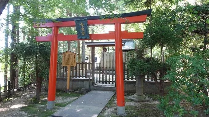 可以招桃花招财的东西,招桃花很灵的御守