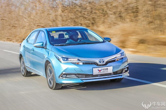 丰田卡罗拉双擎跑多少公里后省油,卡罗拉双擎精英版用什么模式省油