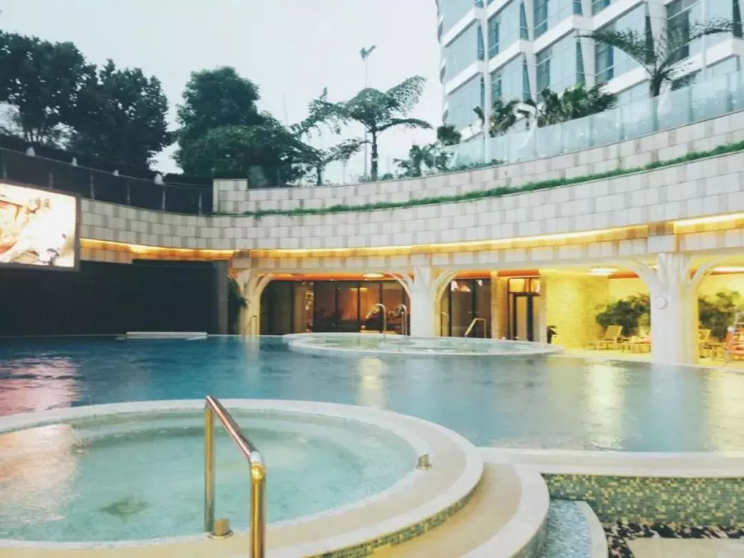 湛江蓝月亮火山温泉,湛江天冷泡温泉最好的地方