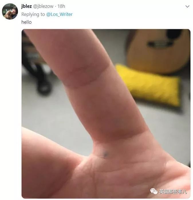 熊孩子拿铅笔扎同学,是不是每个中国小孩都被铅笔扎过