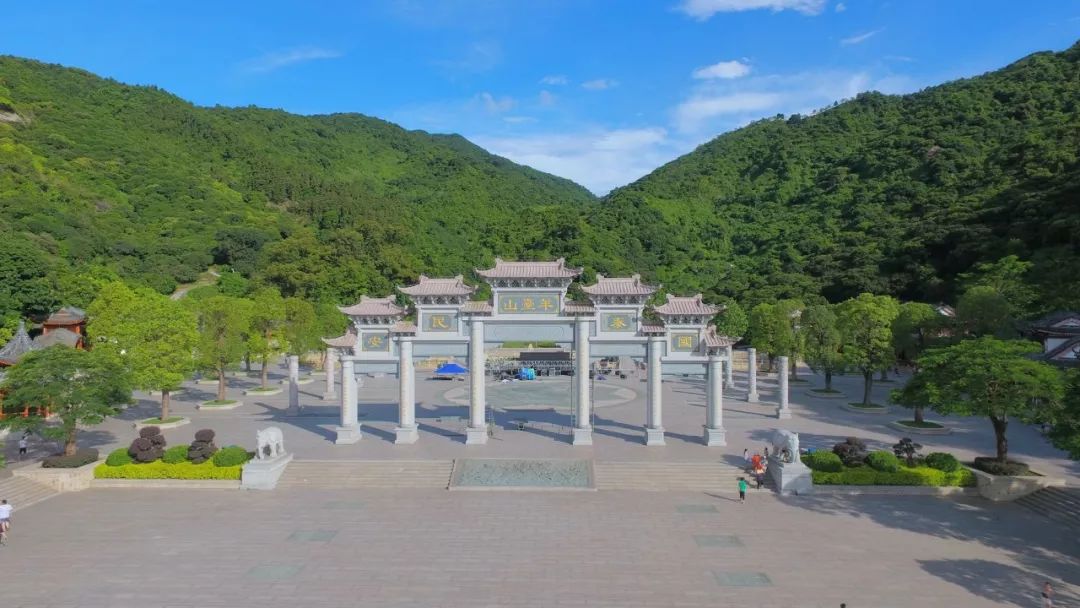 石岩离这里有多远,如今的石岩