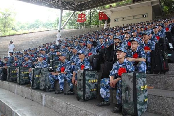 18岁公民怎么在网上兵役登记,网上兵役登记操作流程