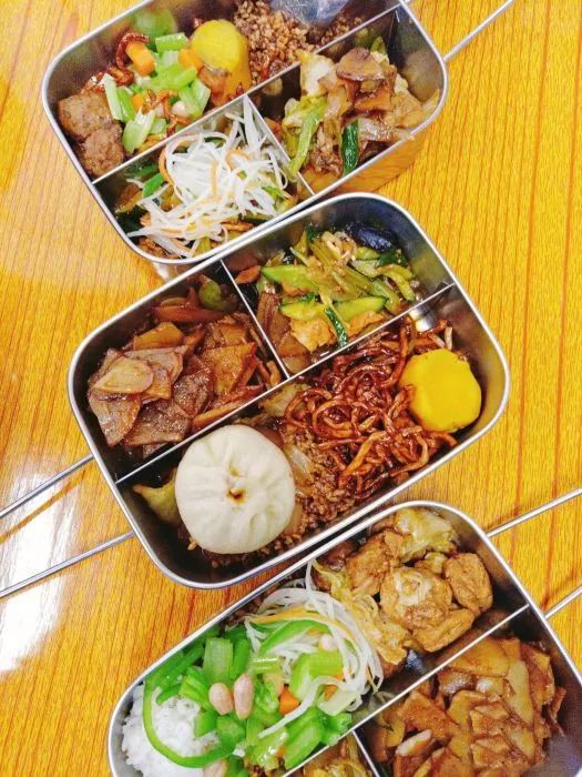 鍚冭揣闆疯揪鍚冨枬鐜╀箰,鍚冭揣闆疯揪