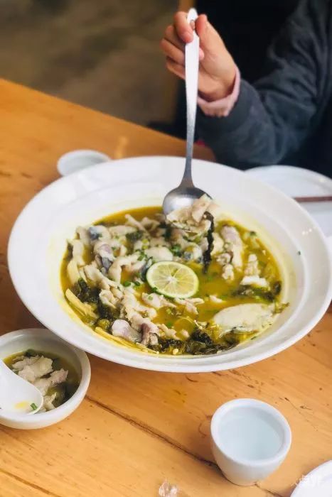 鍚冭揣闆疯揪鍚冨枬鐜╀箰,鍚冭揣闆疯揪