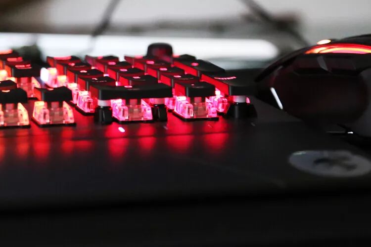 感受工匠精神——德国冰豹Vulcan120Aimo机械键盘开箱