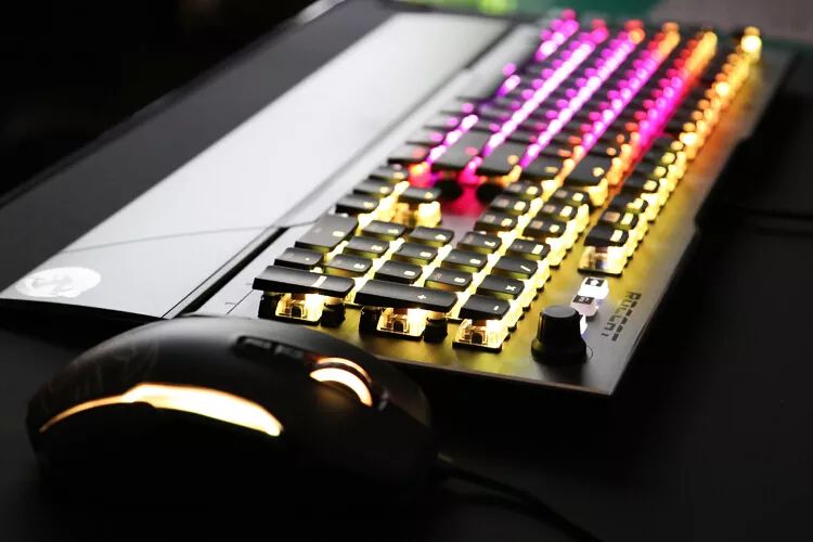 冰豹vulcanprotkl键盘评测,冰豹vulcan120aimo机械键盘