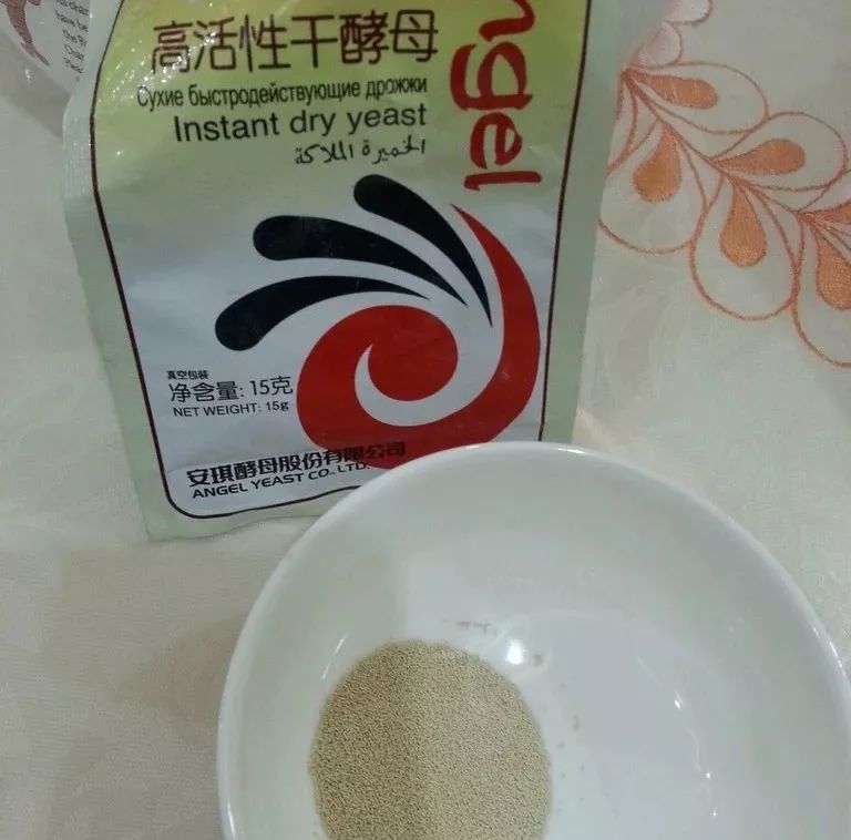 1个洋葱丢盆里，花朵砰砰开，一下能变2个头，省钱了！