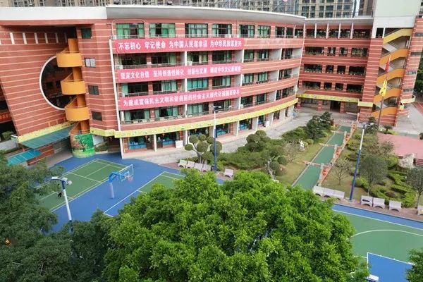 佛山口碑最好的中学,佛山最好学校排名