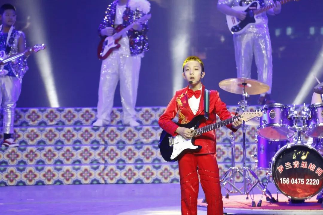 2018通辽市足球盛典隆重举行