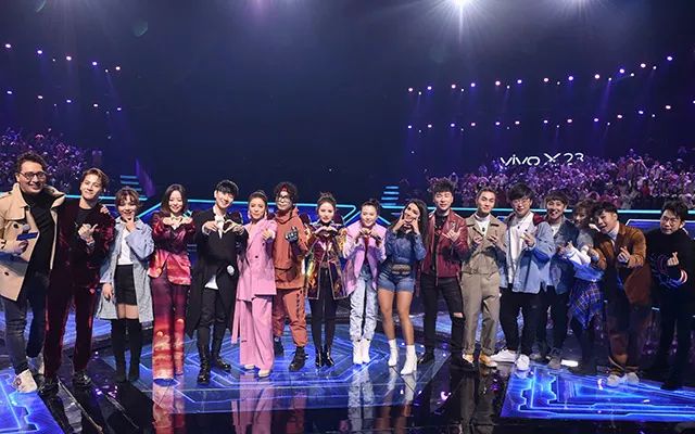 “求求你们别哭了”