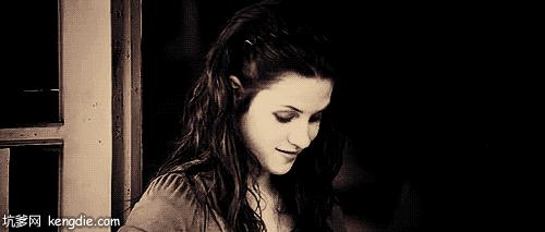 日本口碑爆棚的美白皂，洗完连手肘腋下都变粉嫩了！