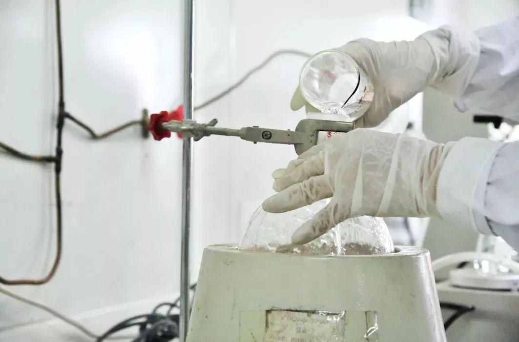 长时间失眠喝什么能助眠,晚上失眠吃最简单东西改善