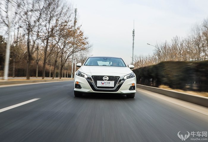 全新天籁2.0l悦享版试驾,全新天籁2.0l深度测评