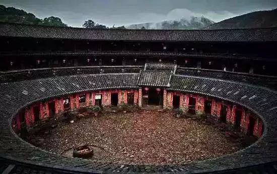 璧ｅ窞瀹㈠鍥村眿,璧ｅ窞鍥村眿淇濇姢鏉′緥