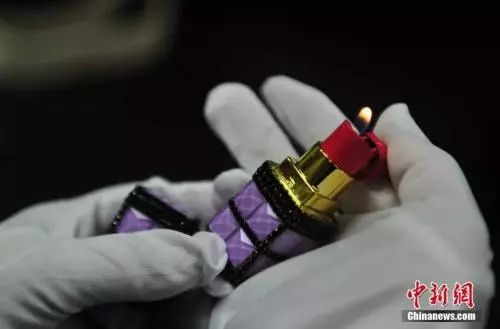 女子机场被抓,女生海关缉私被查