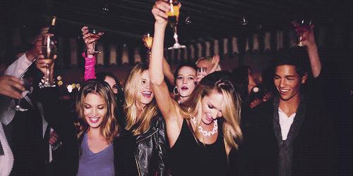 猛！神木这家店爆出大消息，钻石0工费0折旧换新！再挤也要冲进去