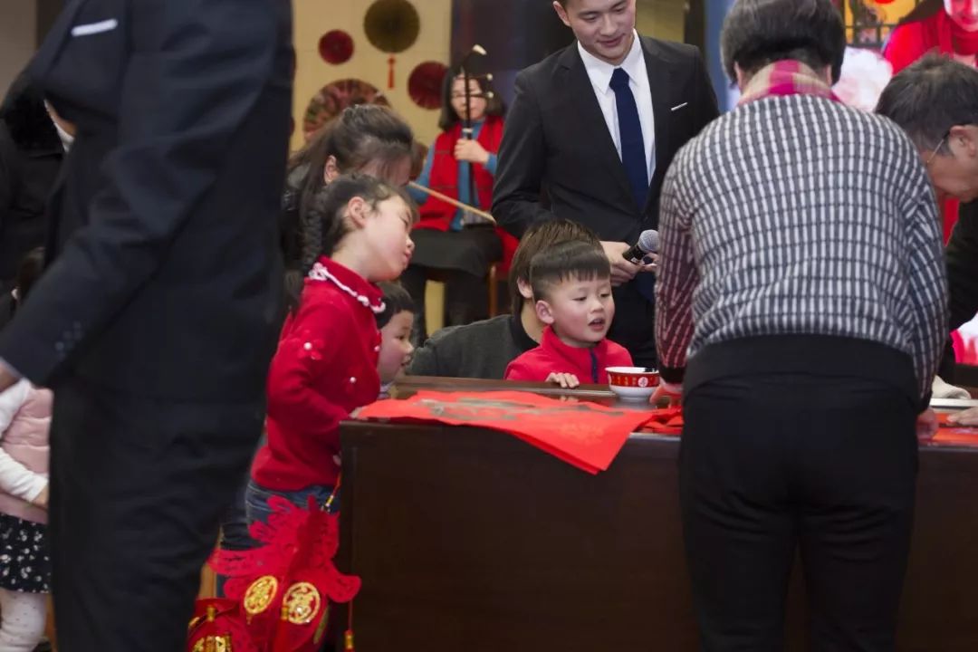 帅炸！法院小可爱们策划的这场“春晚”大show，仿佛开了挂……