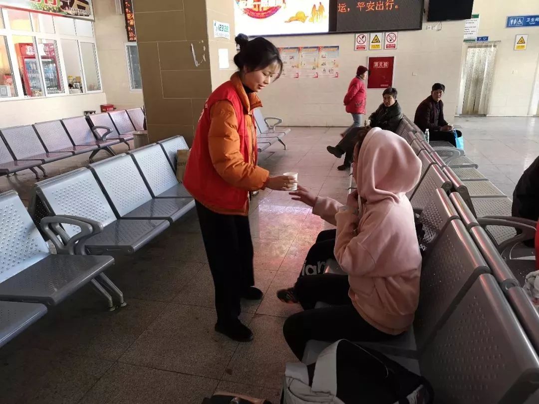 推荐｜团团的问候：你已经回家了吗？