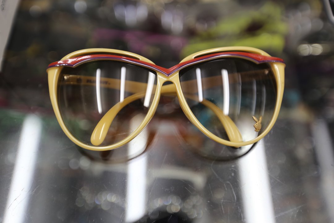 港星名人买买买：柬埔寨千金小姐，北角的眼镜皇后｜香港市井⑯