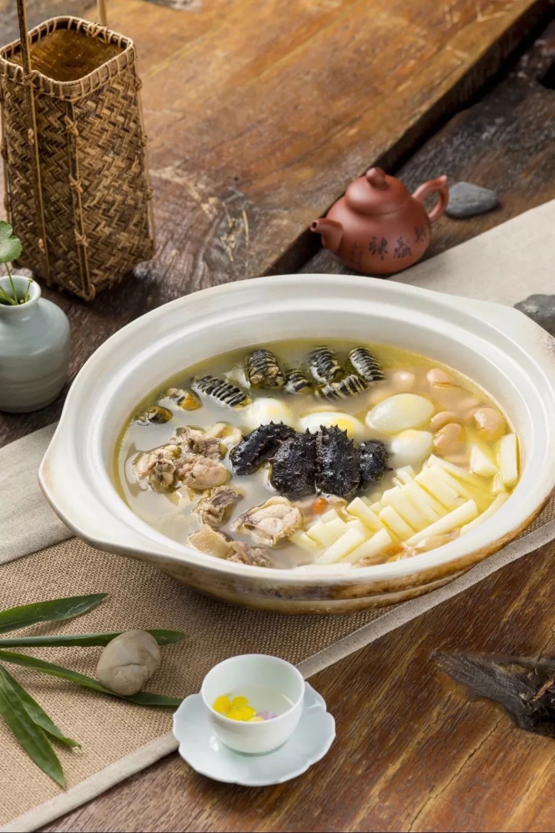 春节礼包第3弹！红公馆+云几+六朝松1900元霸王餐！