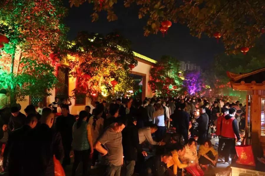 震撼南京灯光秀,玄武山最新景点