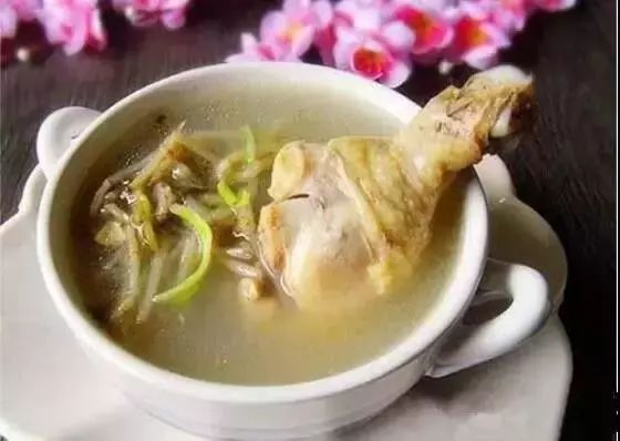 美食｜贵阳不光是辣味的，还有一种味道叫折耳根！