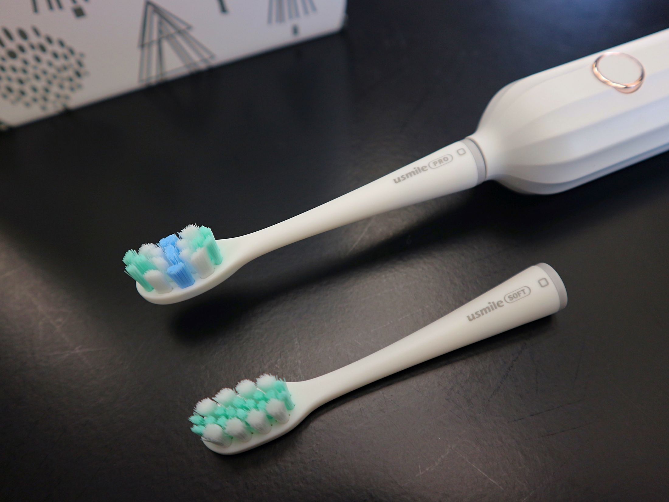 usmile电动牙刷真声波系列怎么样,usmile电动牙刷试用声音