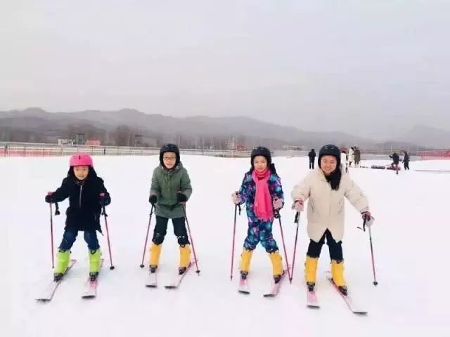 冰雪运动活力中国,冰雪运动火热迎冬奥