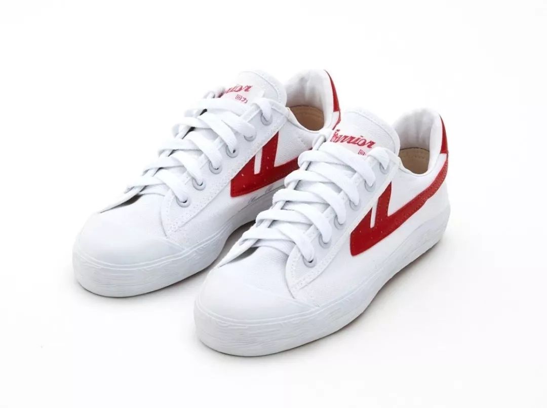 经典回力帆布鞋老款国外,回力帆布鞋国货经典