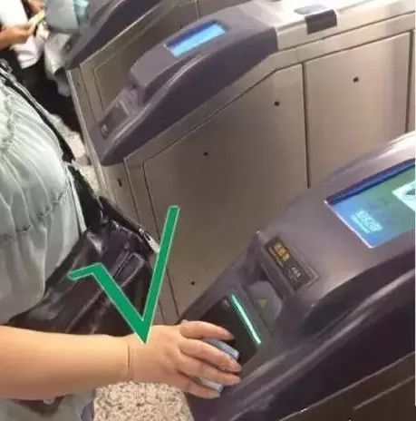 什么原因刷不了卡,突然刷不了卡