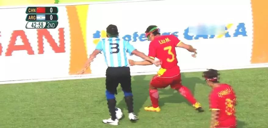 中国盲人足球队战胜日本晋级四强,中国男子盲人足球队再次登顶亚洲