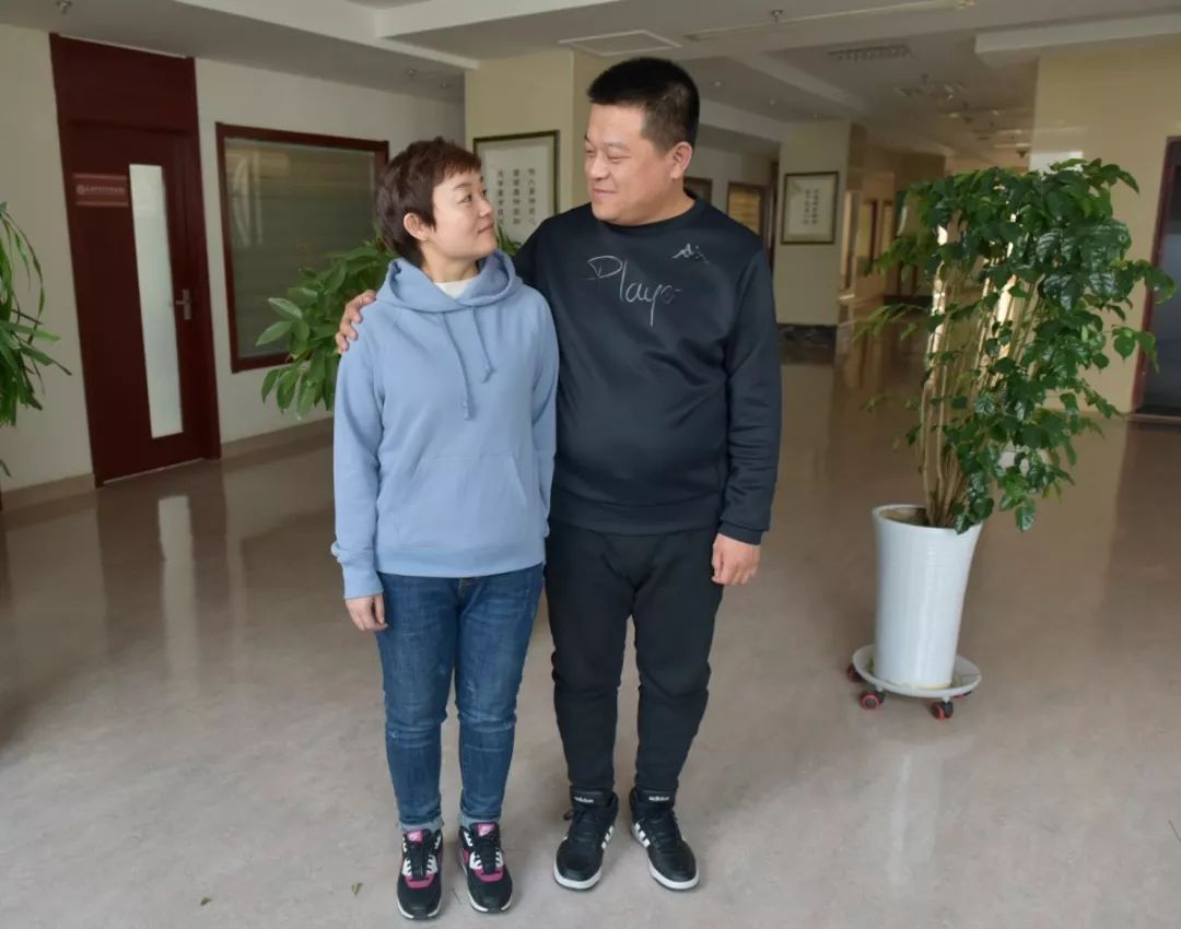 白大褂变装情侣,医学院白大褂情侣照换装