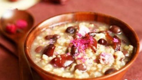 经常干咳吃什么增强免疫力,中年长期干咳是什么原因造成的