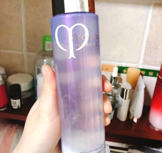 兰芝水乳最新版本,兰芝臻白晶透水乳套装适合年龄