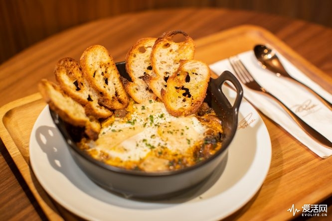 星巴克意大利第一家,星巴克意大利style