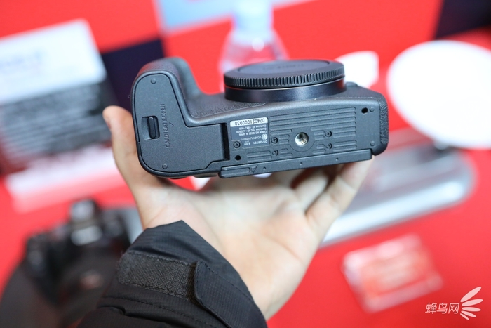 8999元高性价比全幅佳能EOSRP国内正式发布