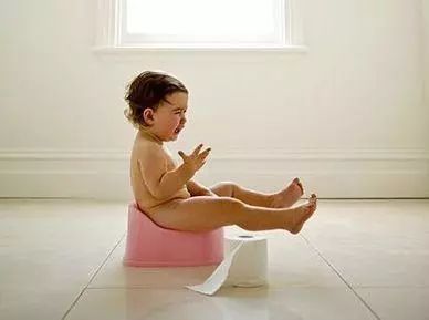 小孩长期便秘补维生素,小孩便秘多喝水有用吗